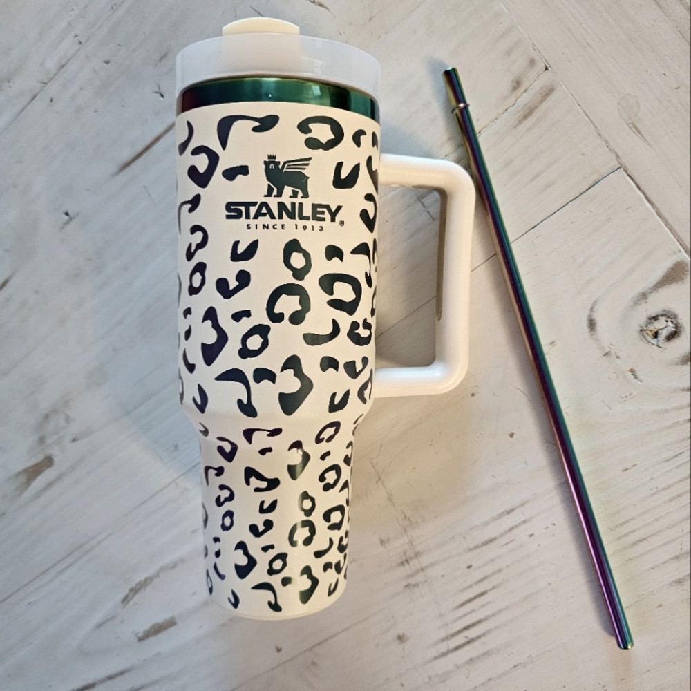 Leopard 40oz stanley